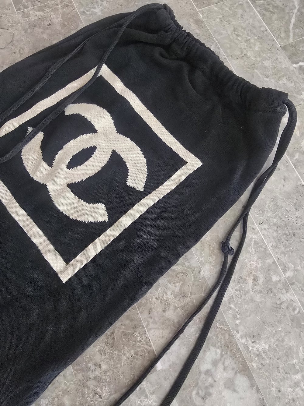 CHANEL Knit Logo CC Backpack - Picture 4 of 8
